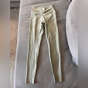 ALO airlift 7/8 leggings